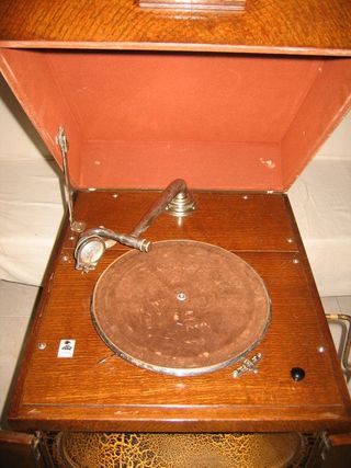 E.M.G Mark IV